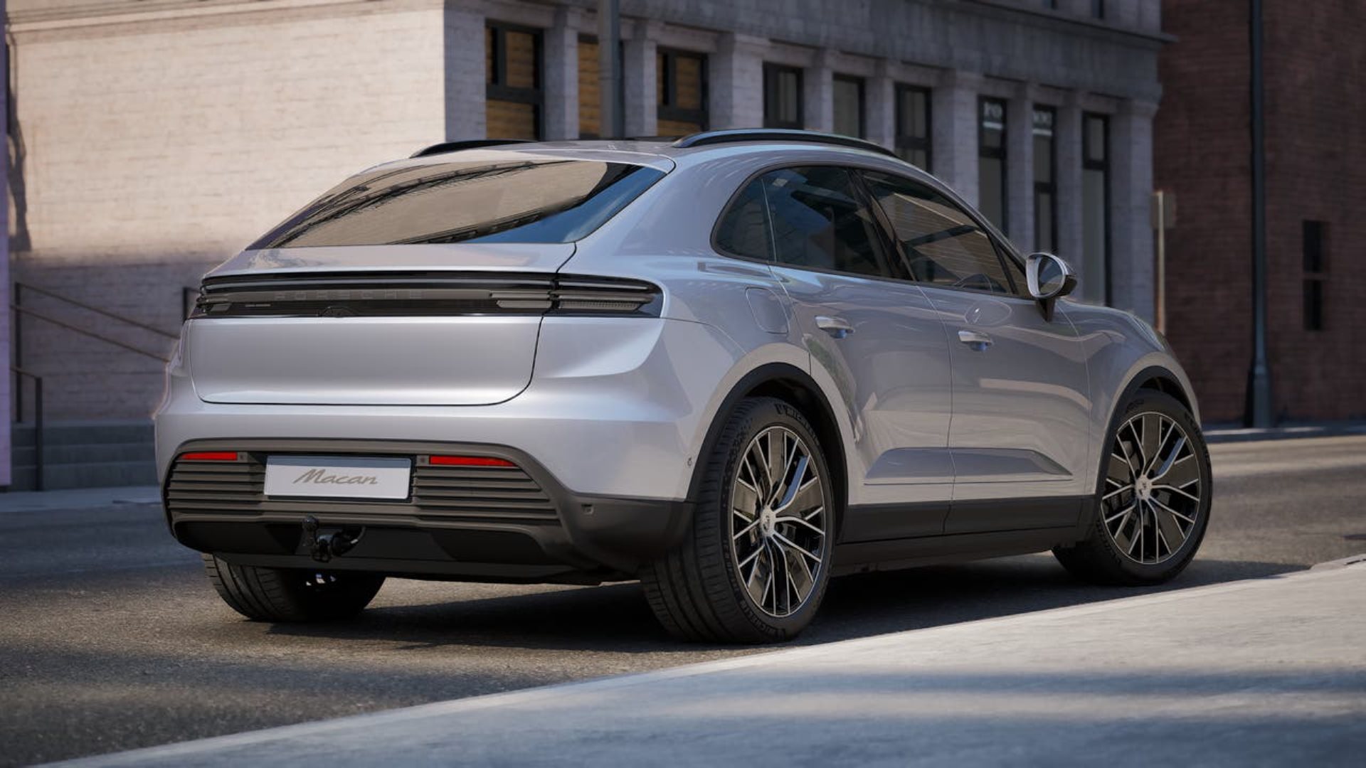 PORSCHE Macan 4-image-8