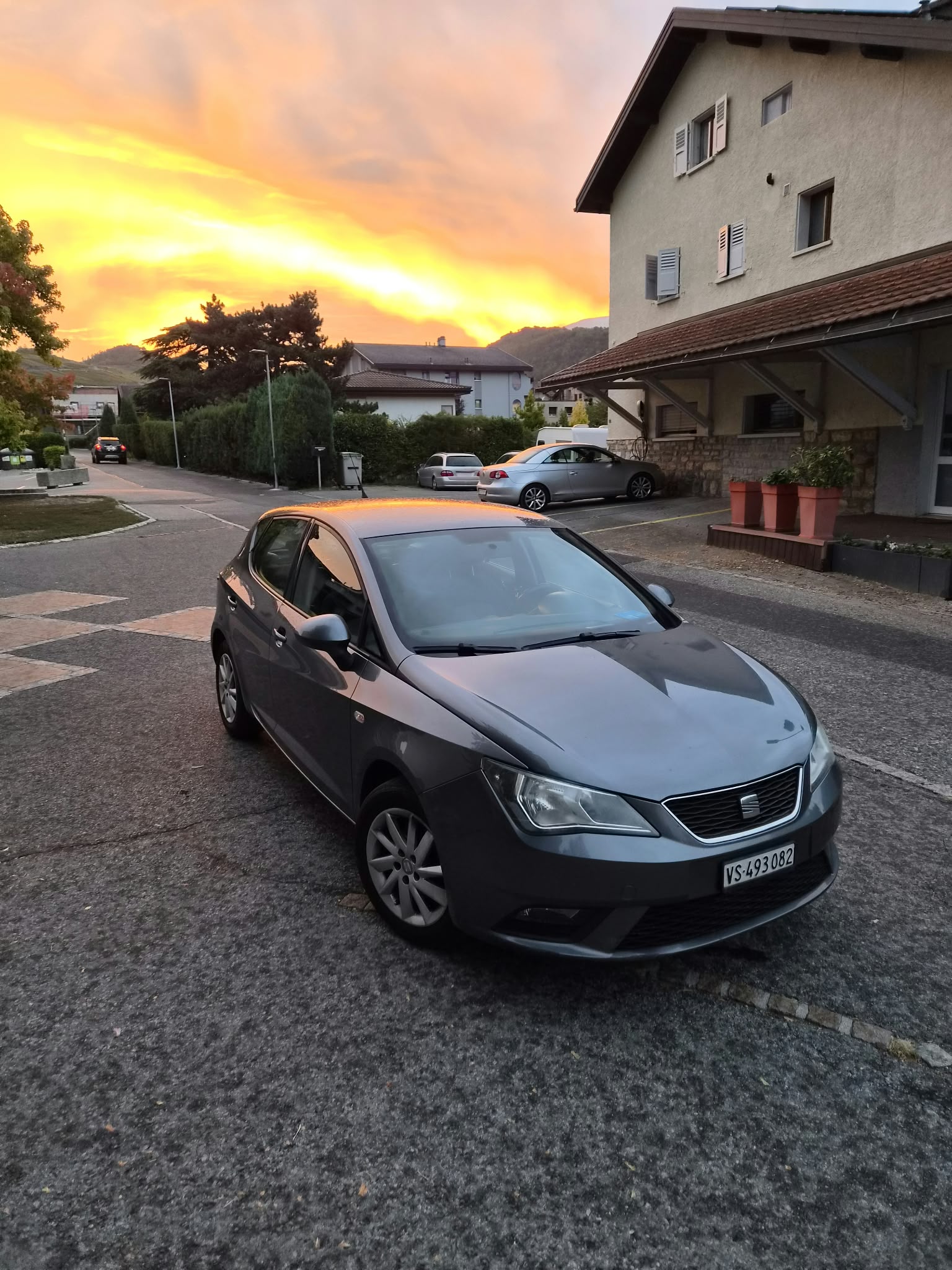 Car photo