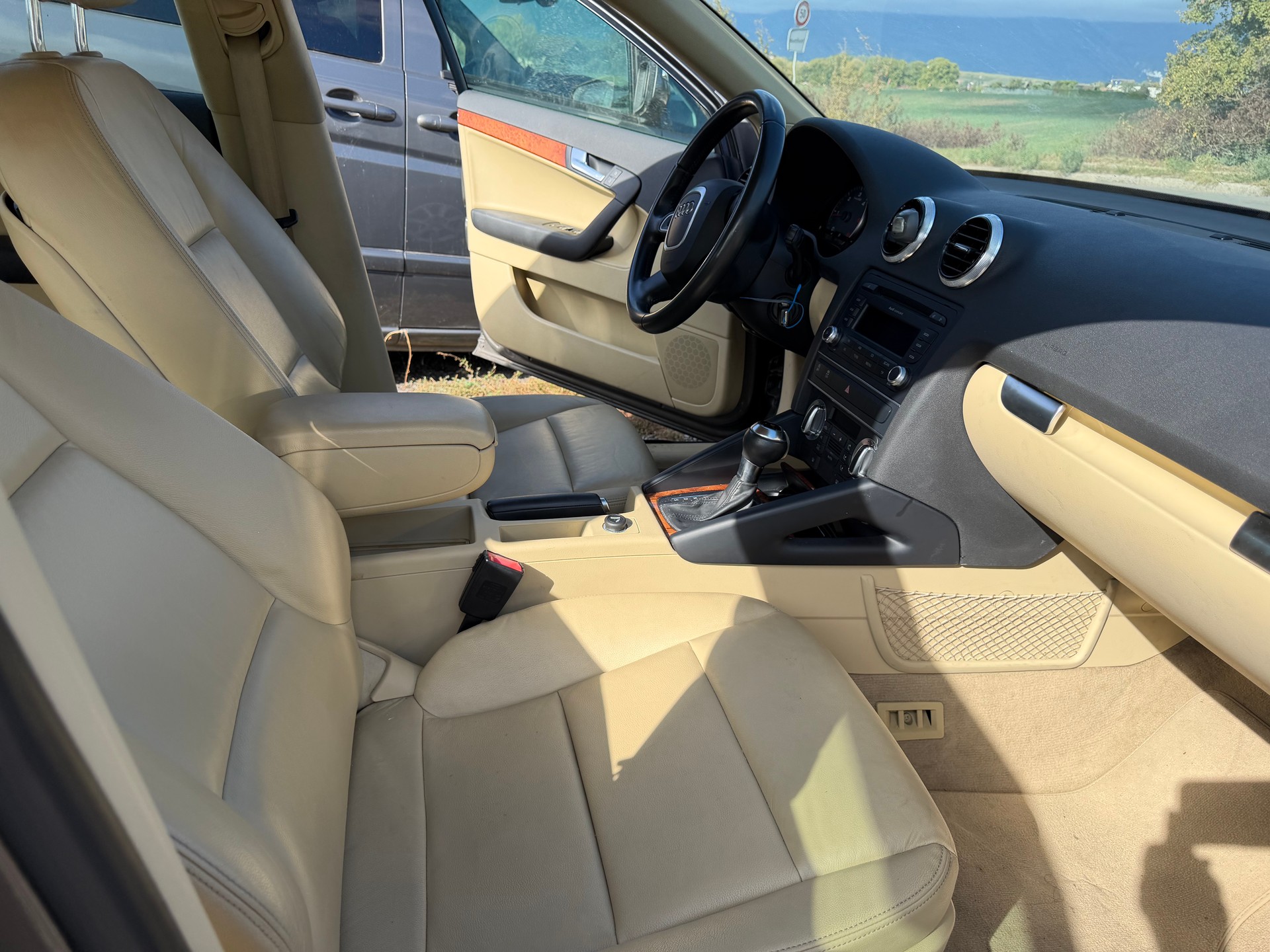 AUDI A3-image-8