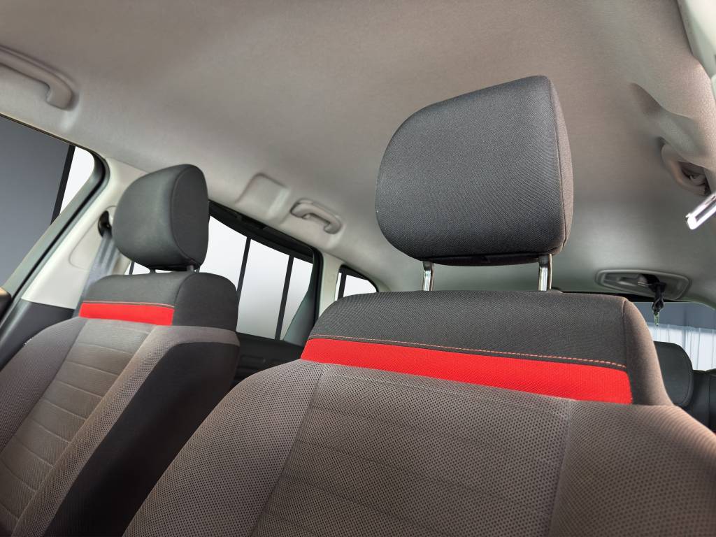 CITROEN C3 Aircross 1.2i PureTech Shine EAT // Caméra recul / DAB+ / Sièges avant chauffants-image-9