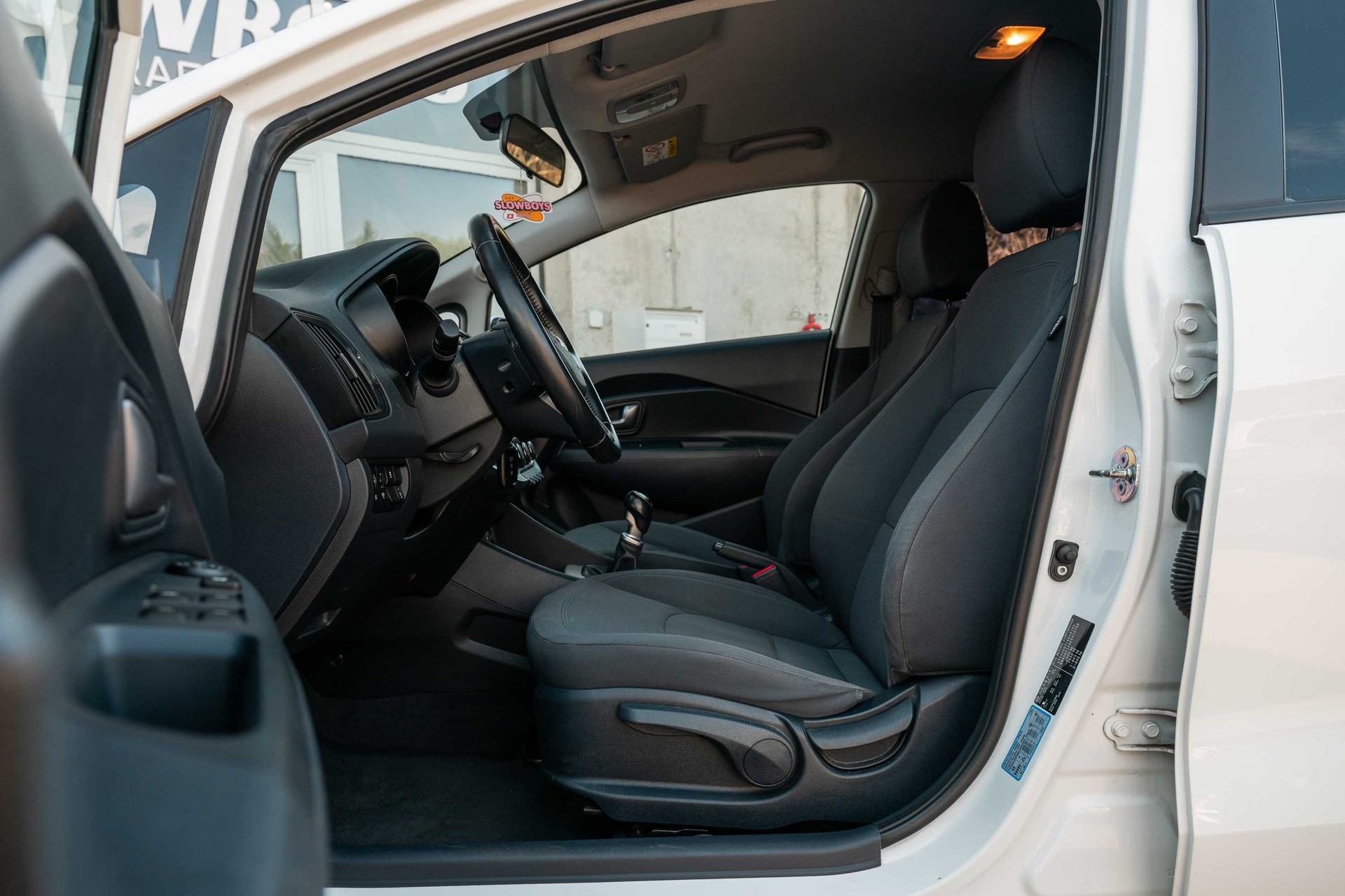 KIA Rio 1.4 CVVT Style-image-7