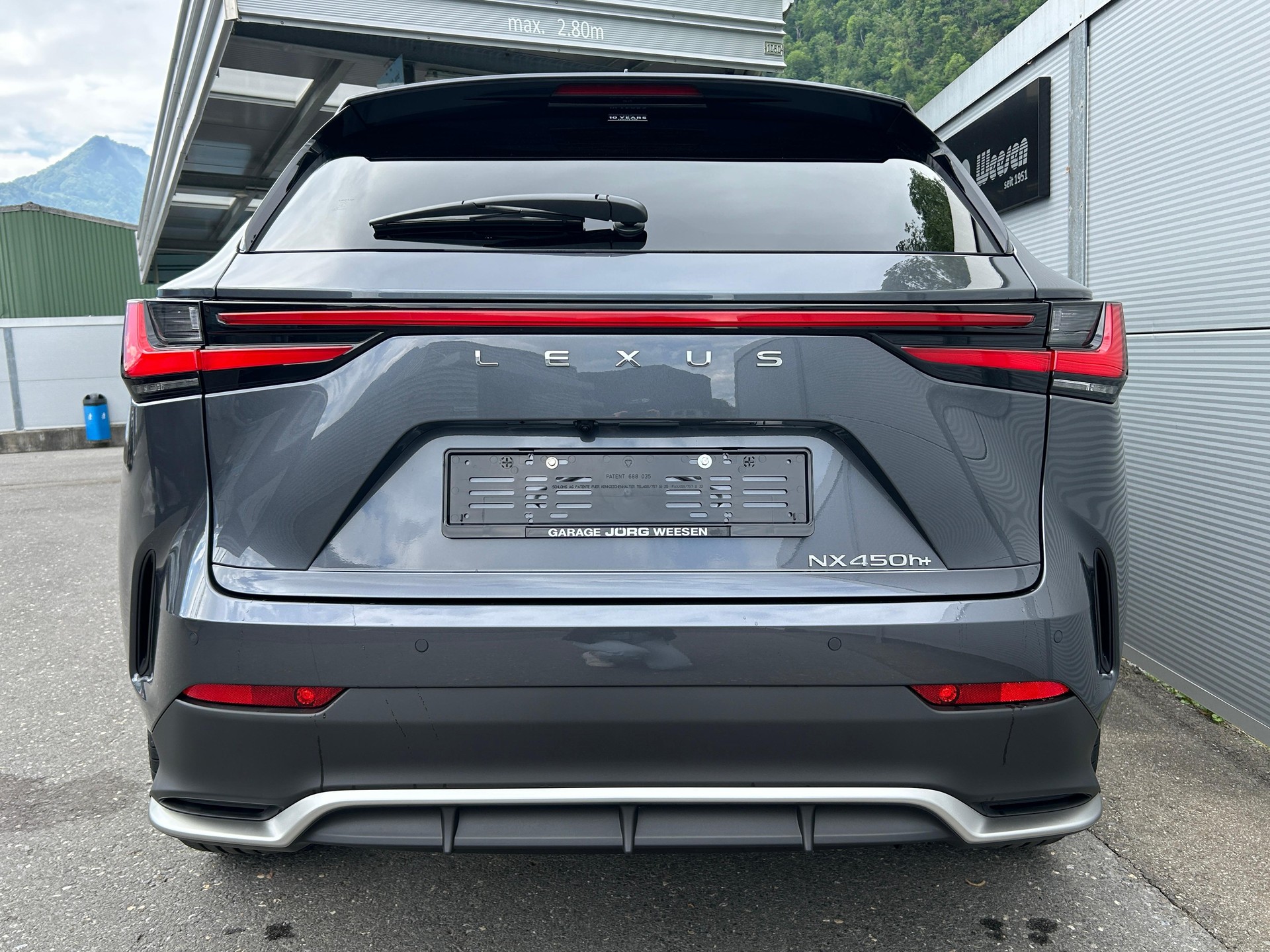 LEXUS NX 450h+ F-Sport-image-4