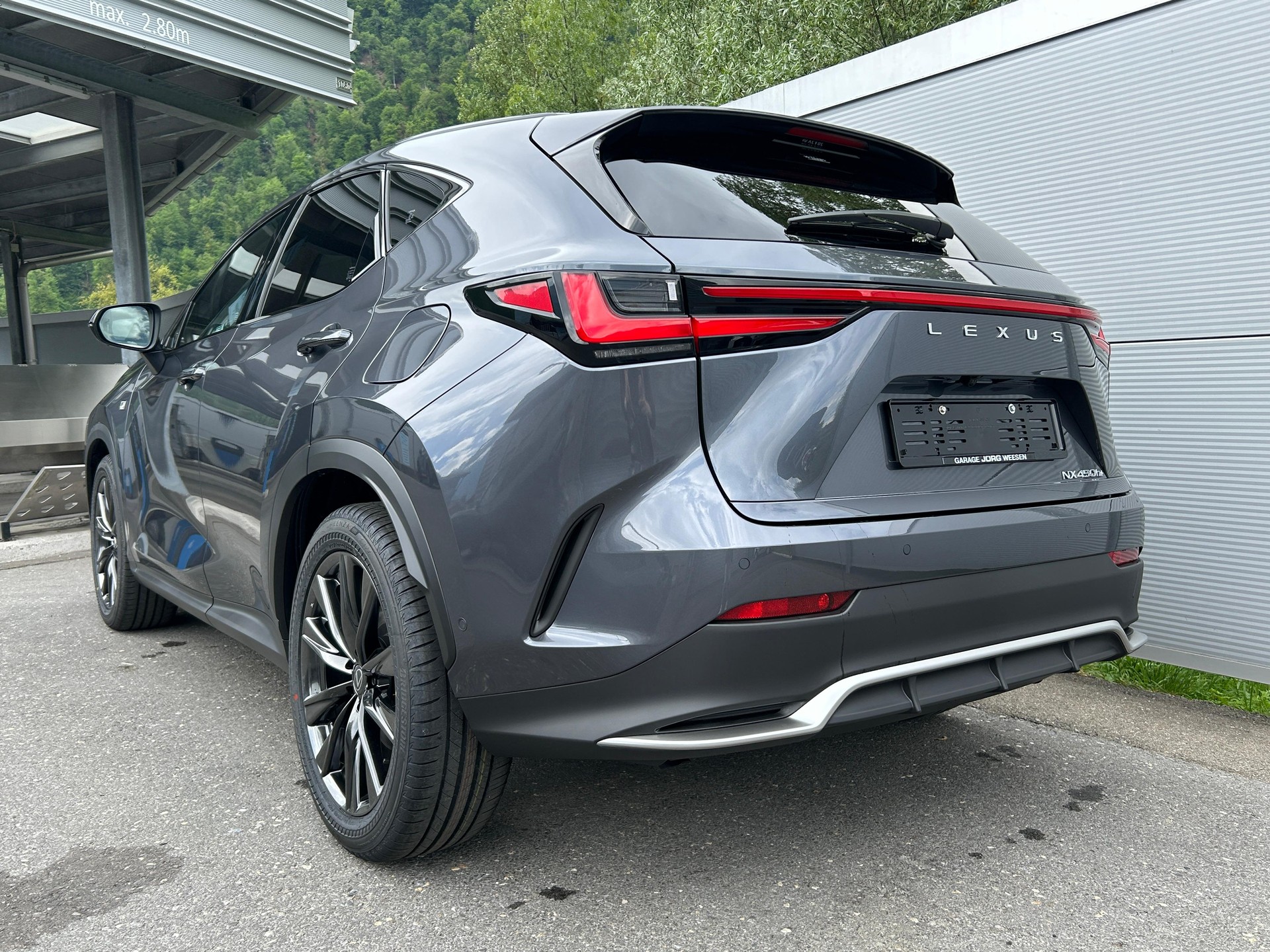 LEXUS NX 450h+ F-Sport-image-3