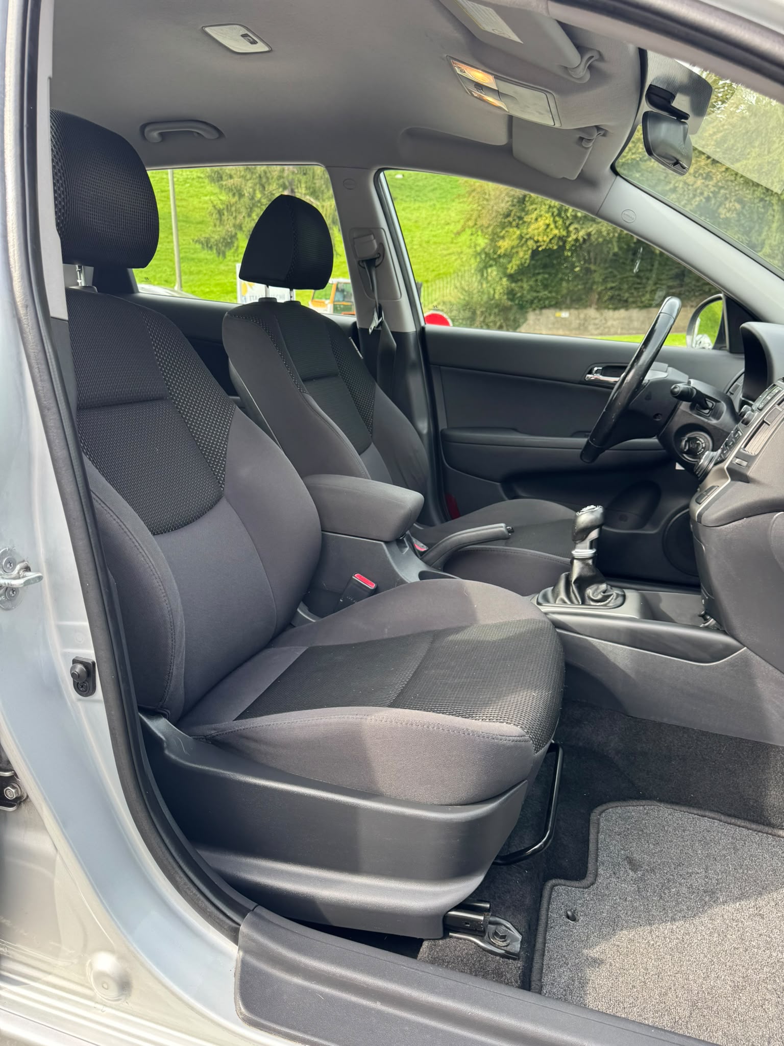 HYUNDAI i30 Wagon 1.6 CRDi Style-image-10