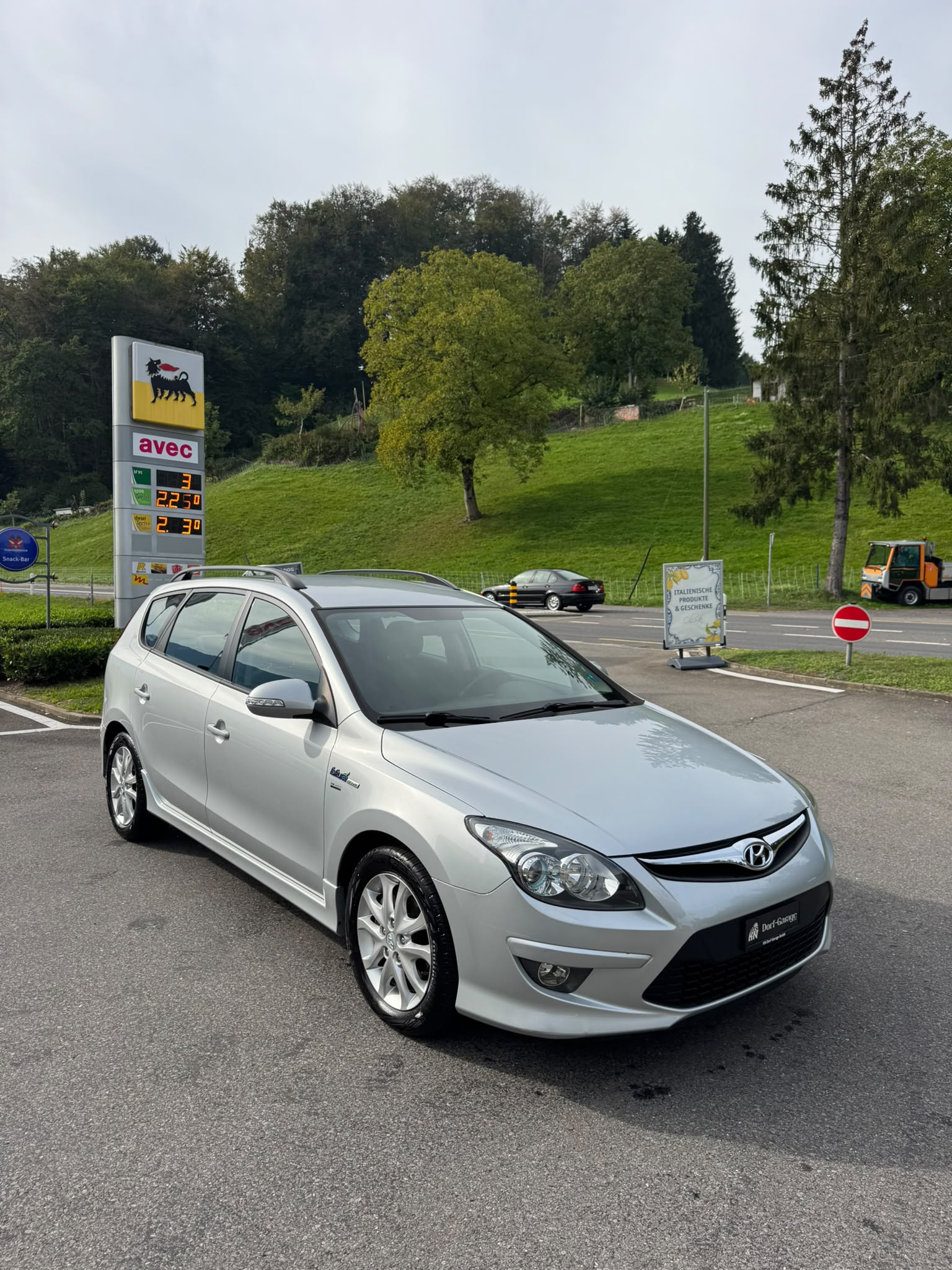 Car photo