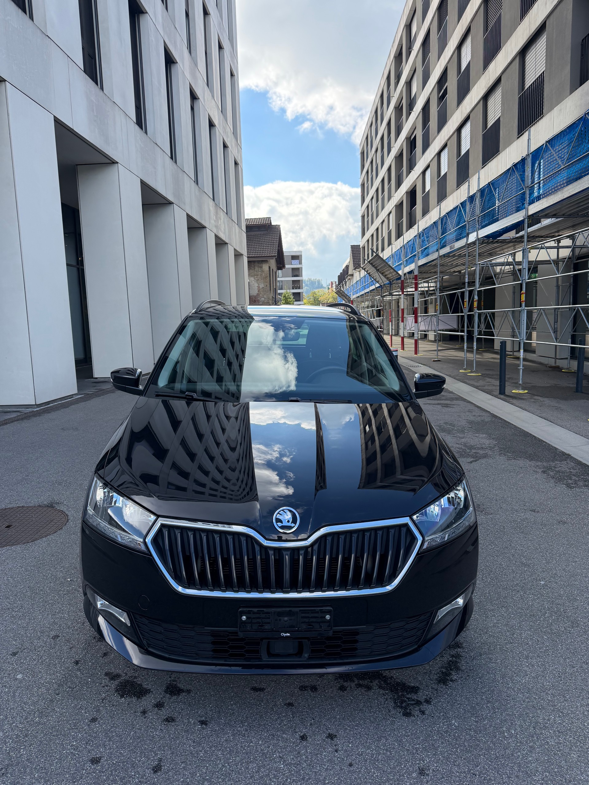 SKODA Fabia Combi 1.0 TSI Ambition-image-0