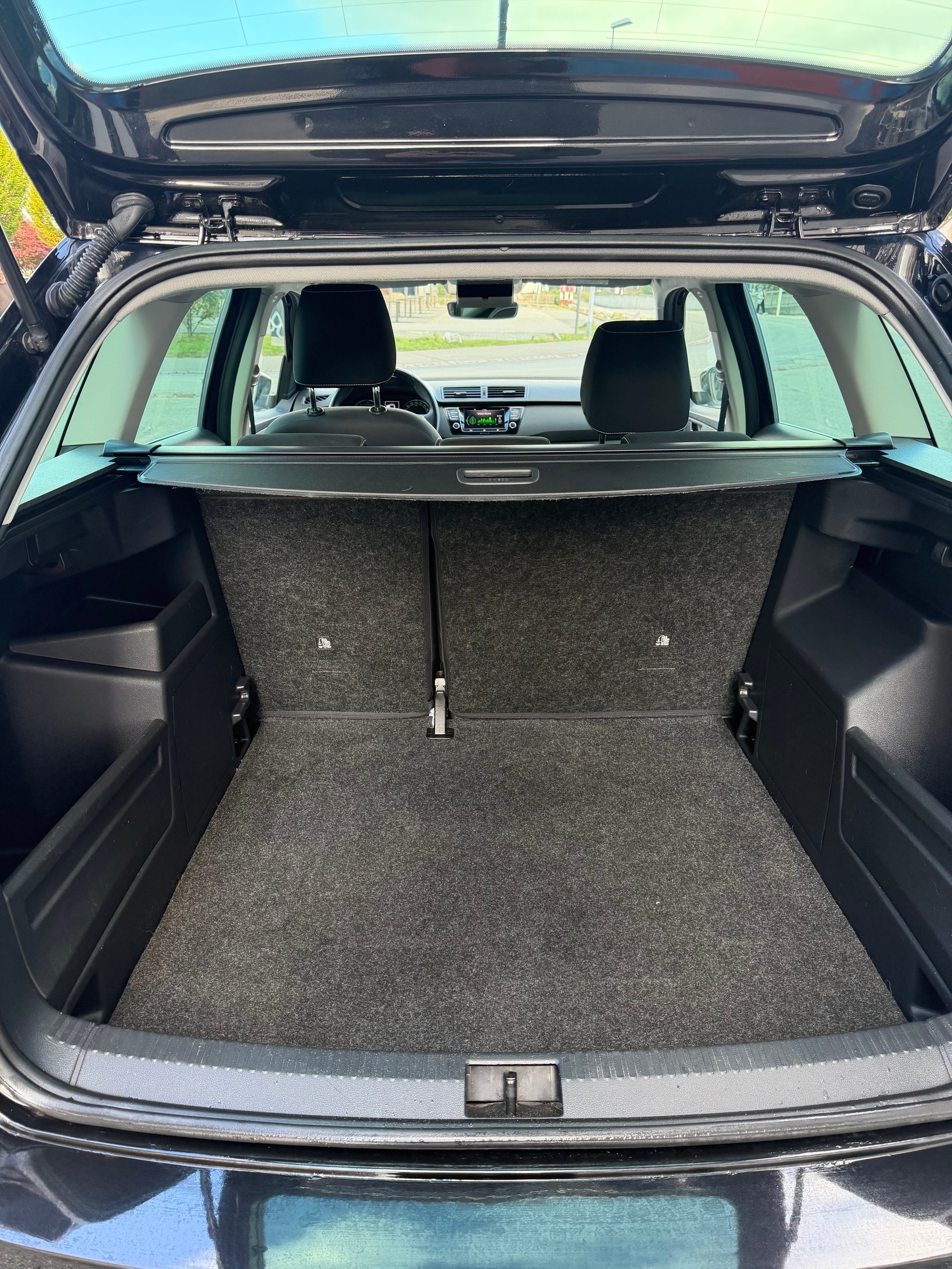 SKODA Fabia Combi 1.0 TSI Ambition-image-8