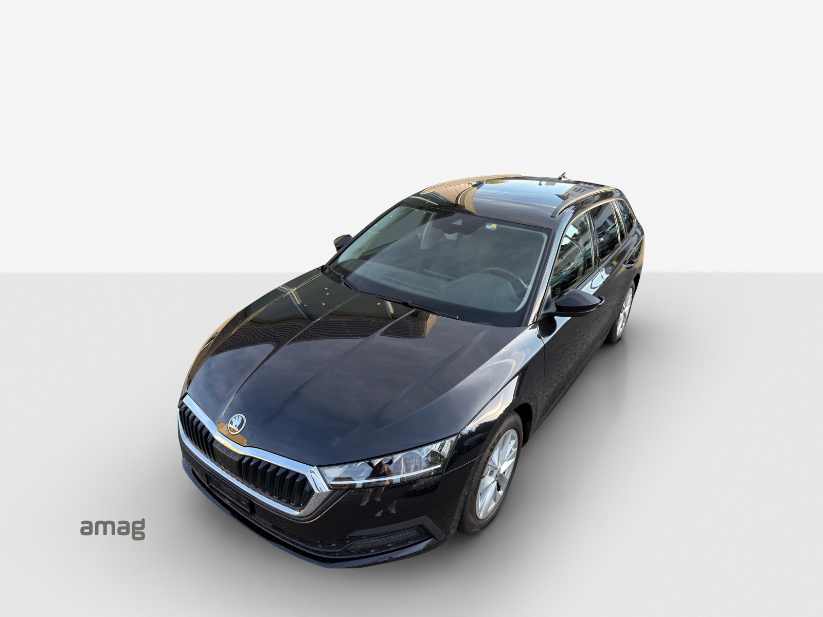 SKODA Octavia Combi 2.0 TSI Ambition DSG 4x4-image-13