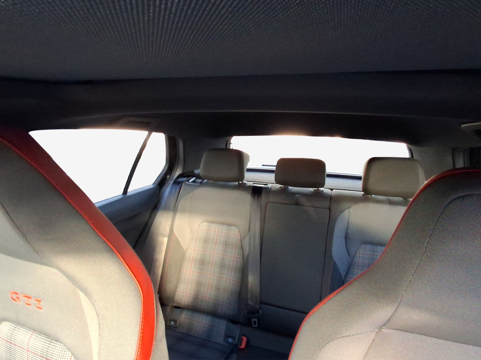VW Golf 2.0 TSI GTI DSG-image-11