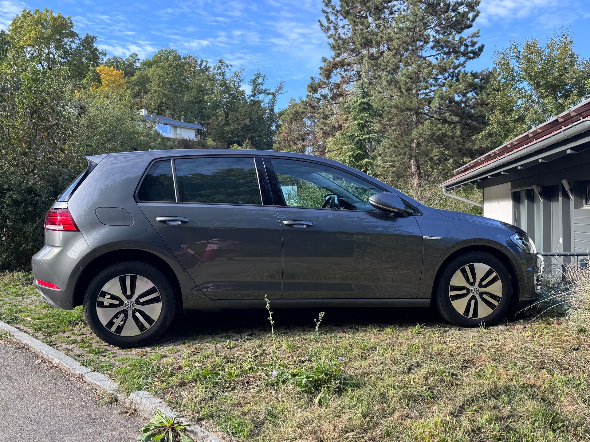 VW e-Golf-image-1