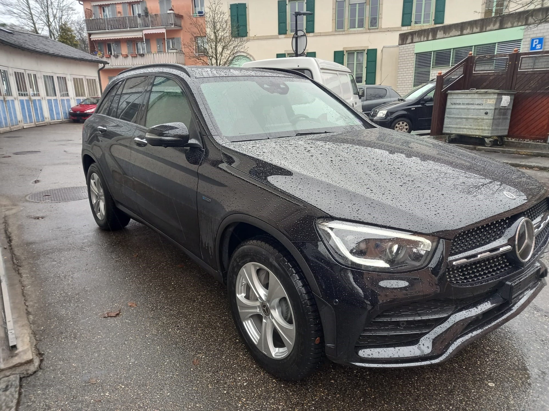 MERCEDES-BENZ GLC 300 e Off-Road 4Matic 9G-Tronic-image-1
