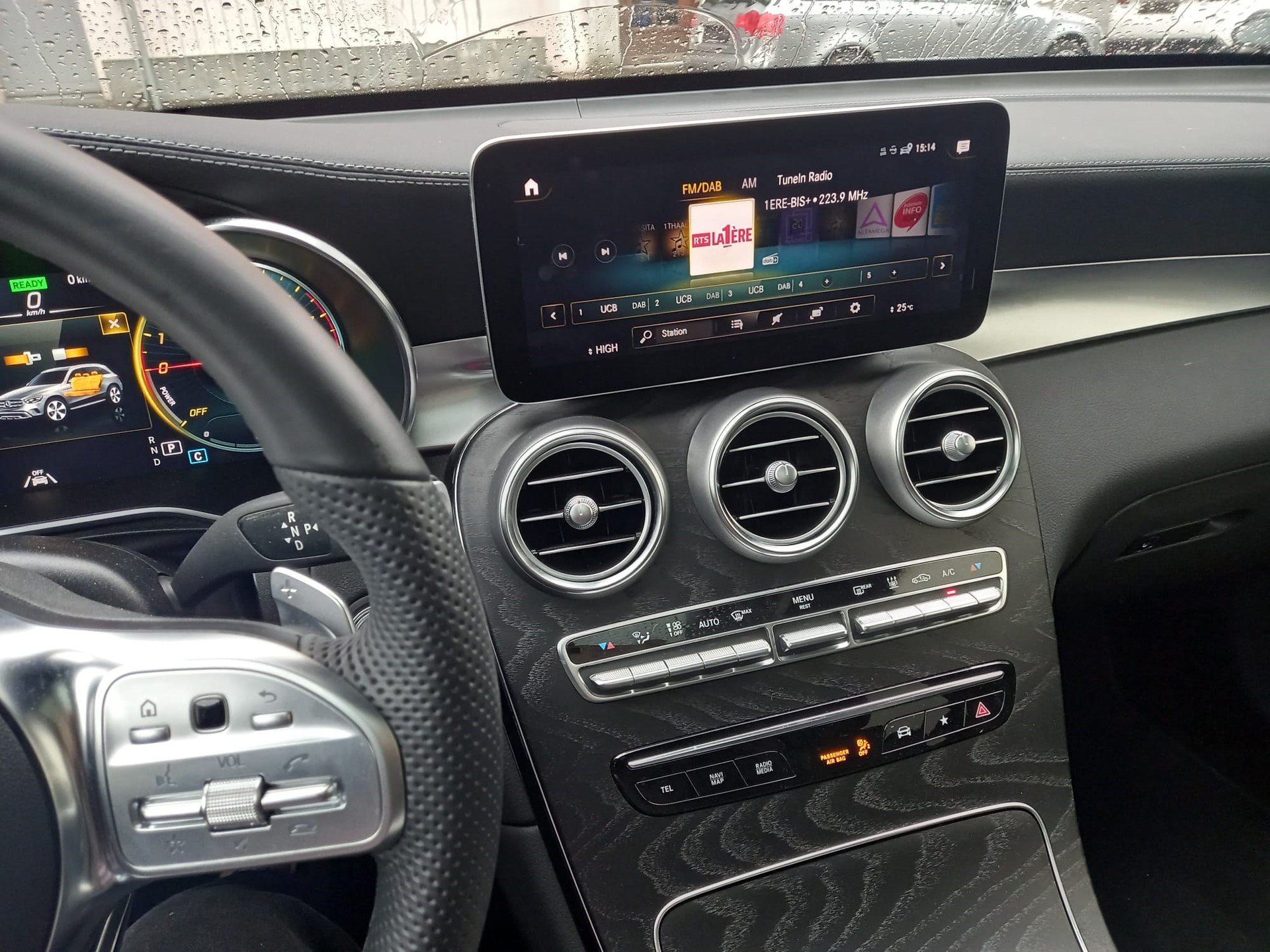 MERCEDES-BENZ GLC 300 e Off-Road 4Matic 9G-Tronic-image-7