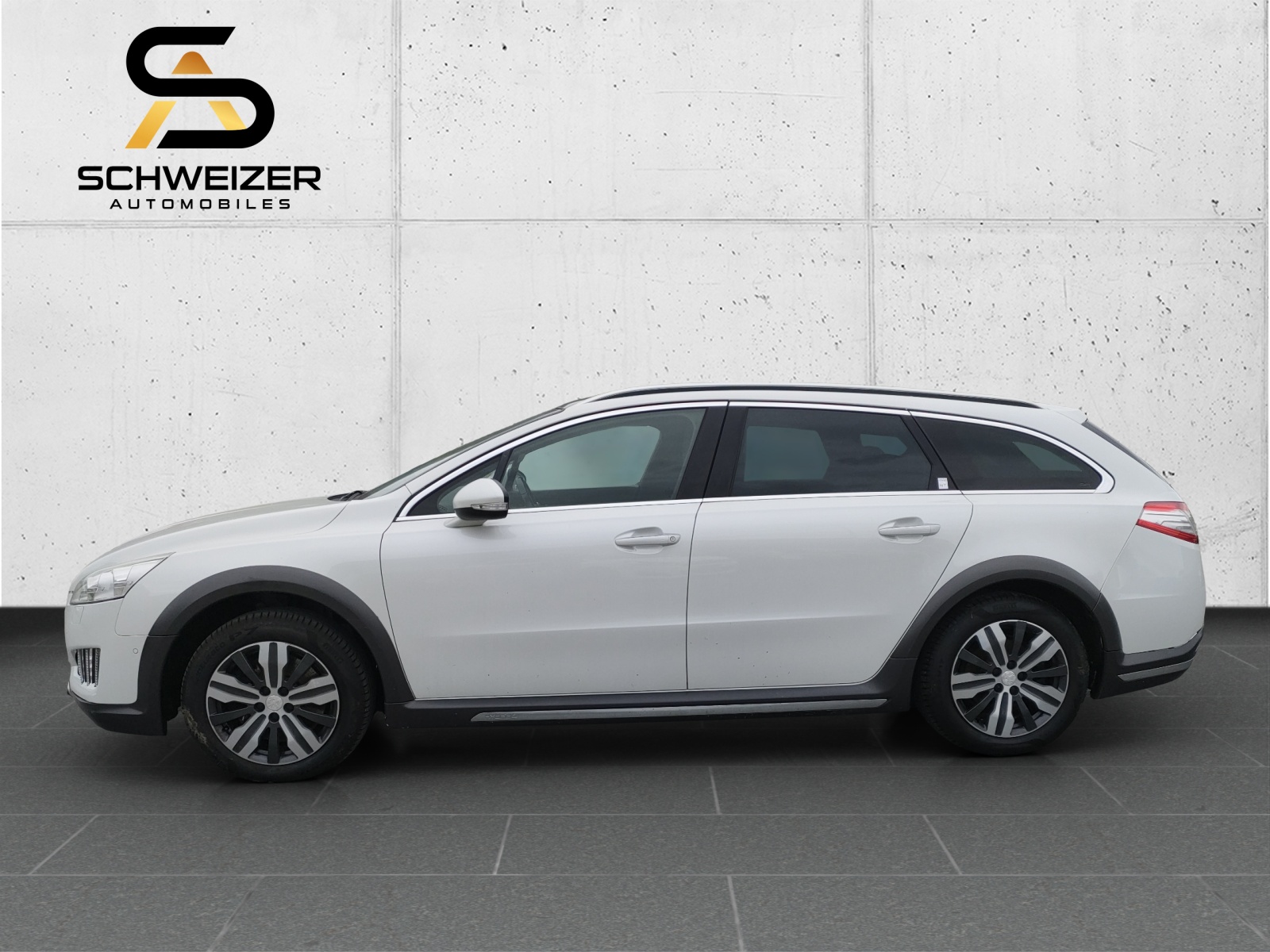 PEUGEOT 508 RXH 2.0 HDI Hybrid4 EGS6-image-3