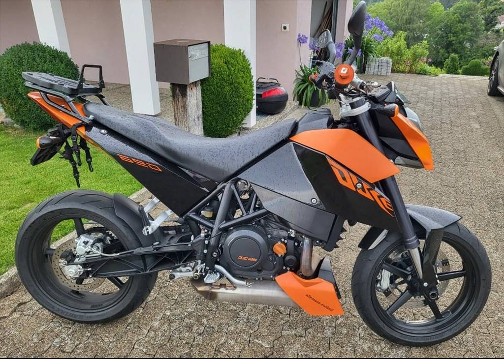 KTM Duke 690 III