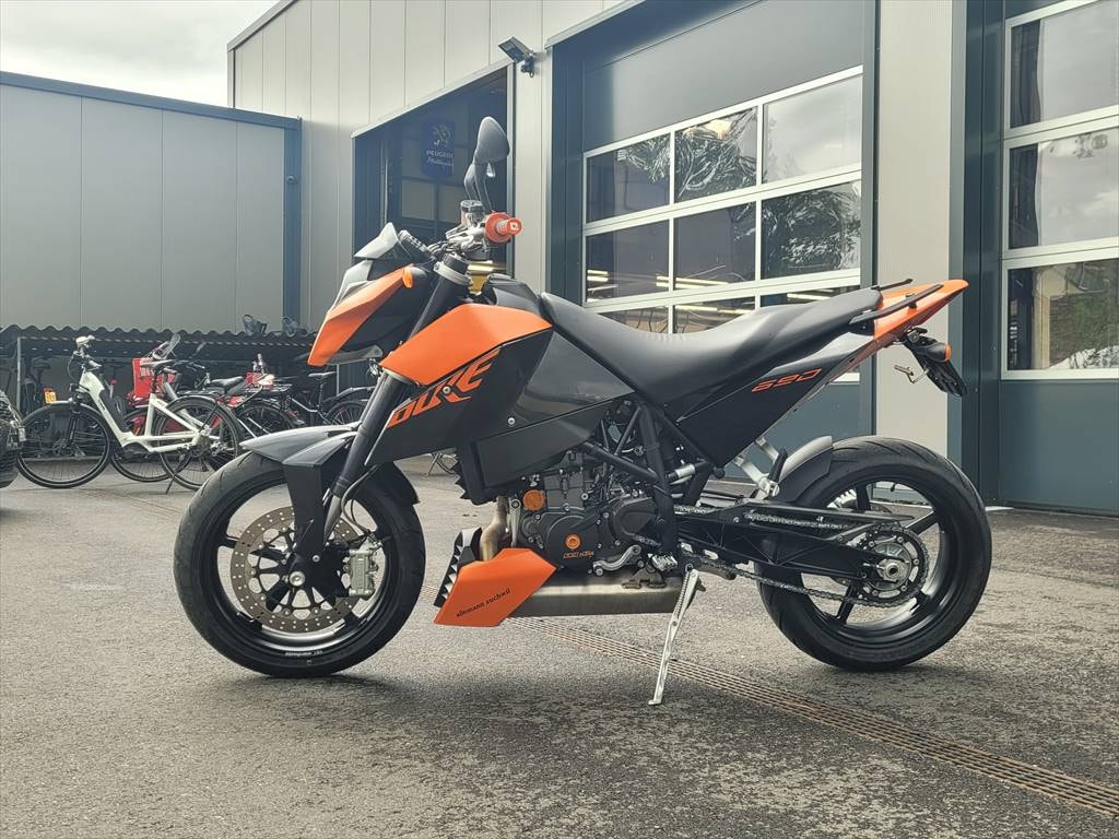 KTM Duke 690 III-image-4