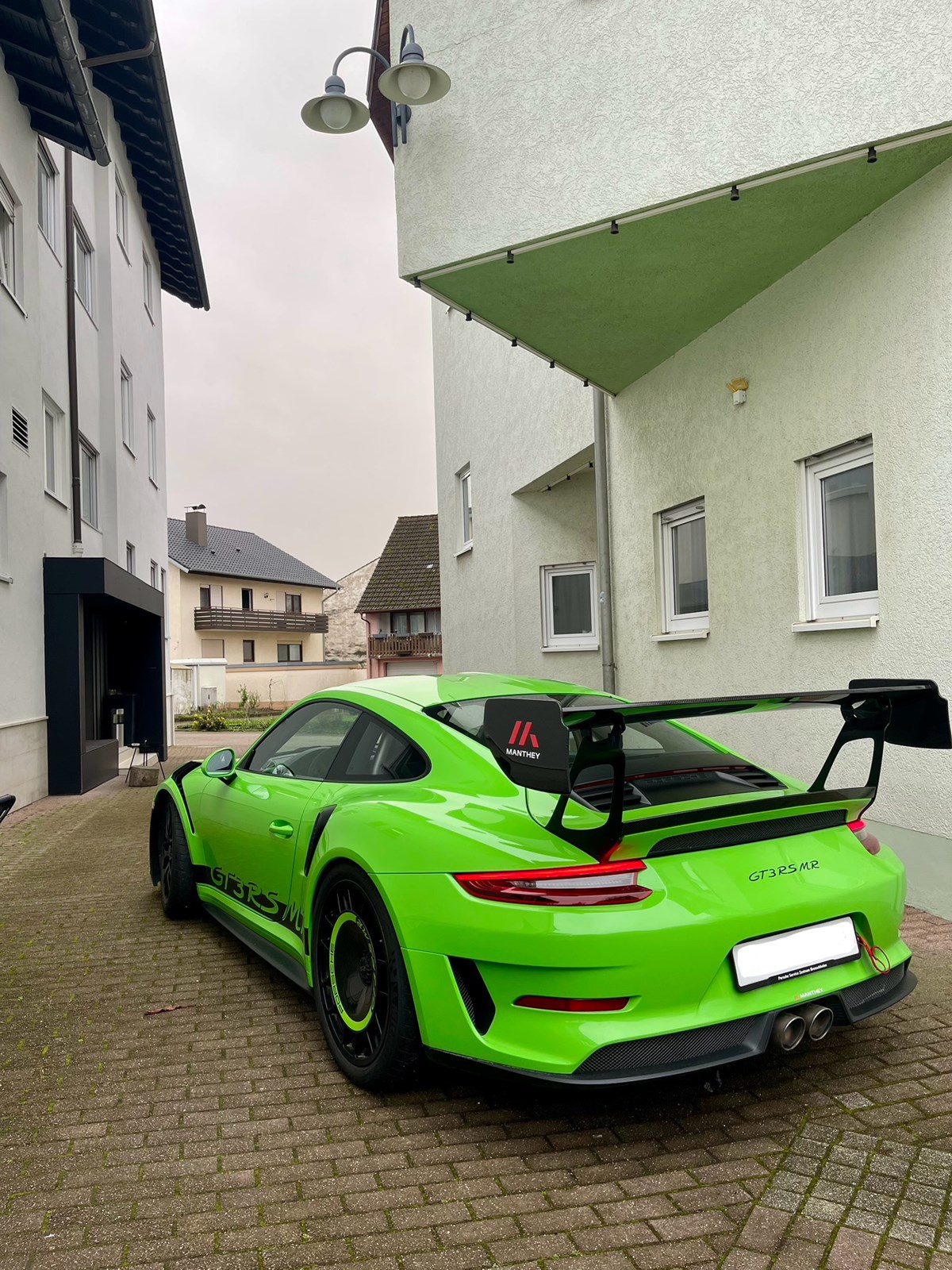 PORSCHE 911 GT3 RS MR Manthey Racing (Complete)-image-1