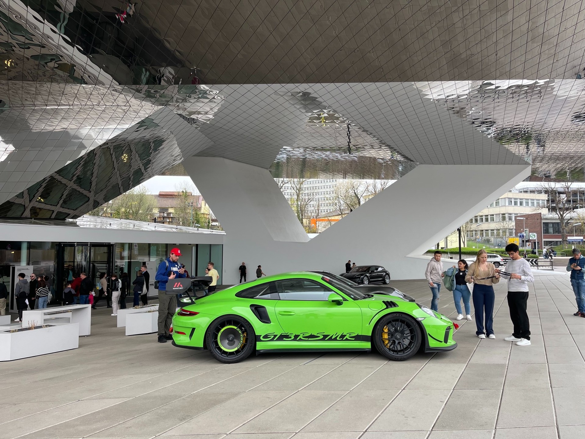 PORSCHE 911 GT3 RS MR Manthey Racing (Complete)-image-12