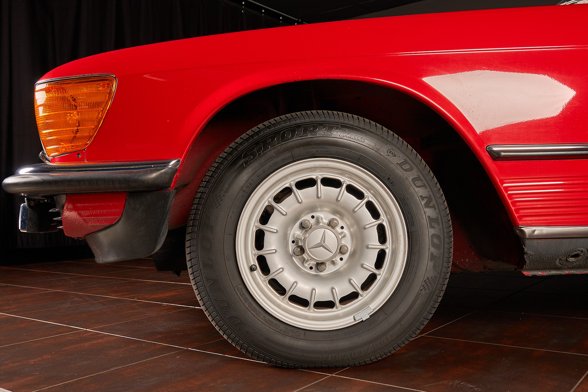 MERCEDES-BENZ SL 280-showroom-element-1