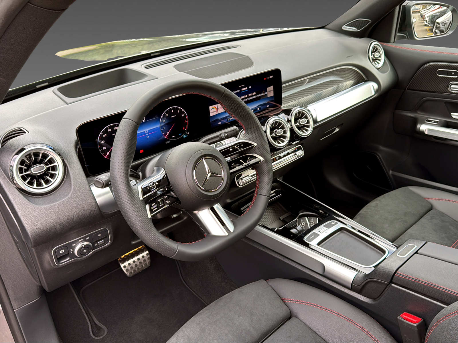 MERCEDES-BENZ GLB 250 4Matic 8G-Tronic-image-6