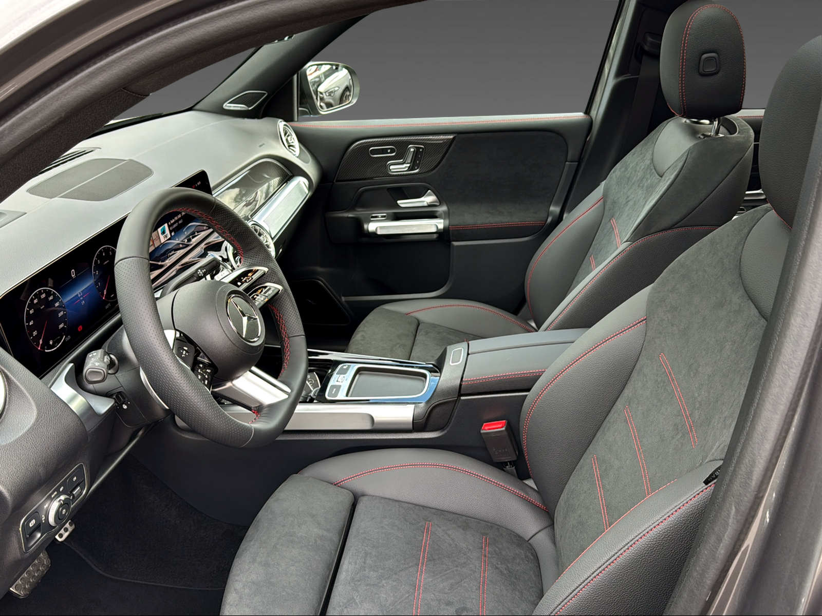 MERCEDES-BENZ GLB 250 4Matic 8G-Tronic-image-8