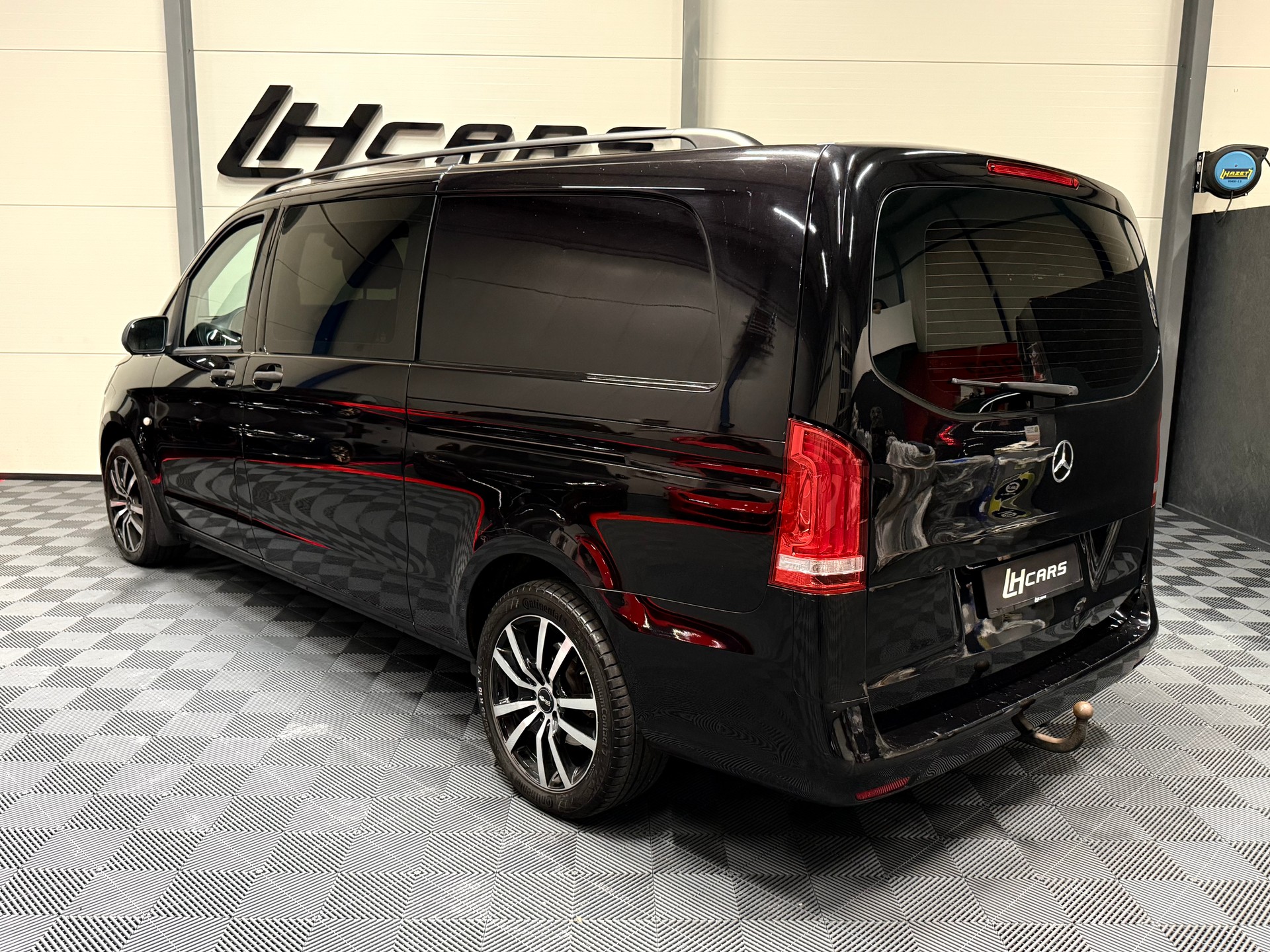 MERCEDES-BENZ Vito 119 BlueTEC Tourer Base L 4Matic 7G-Tronic-image-2