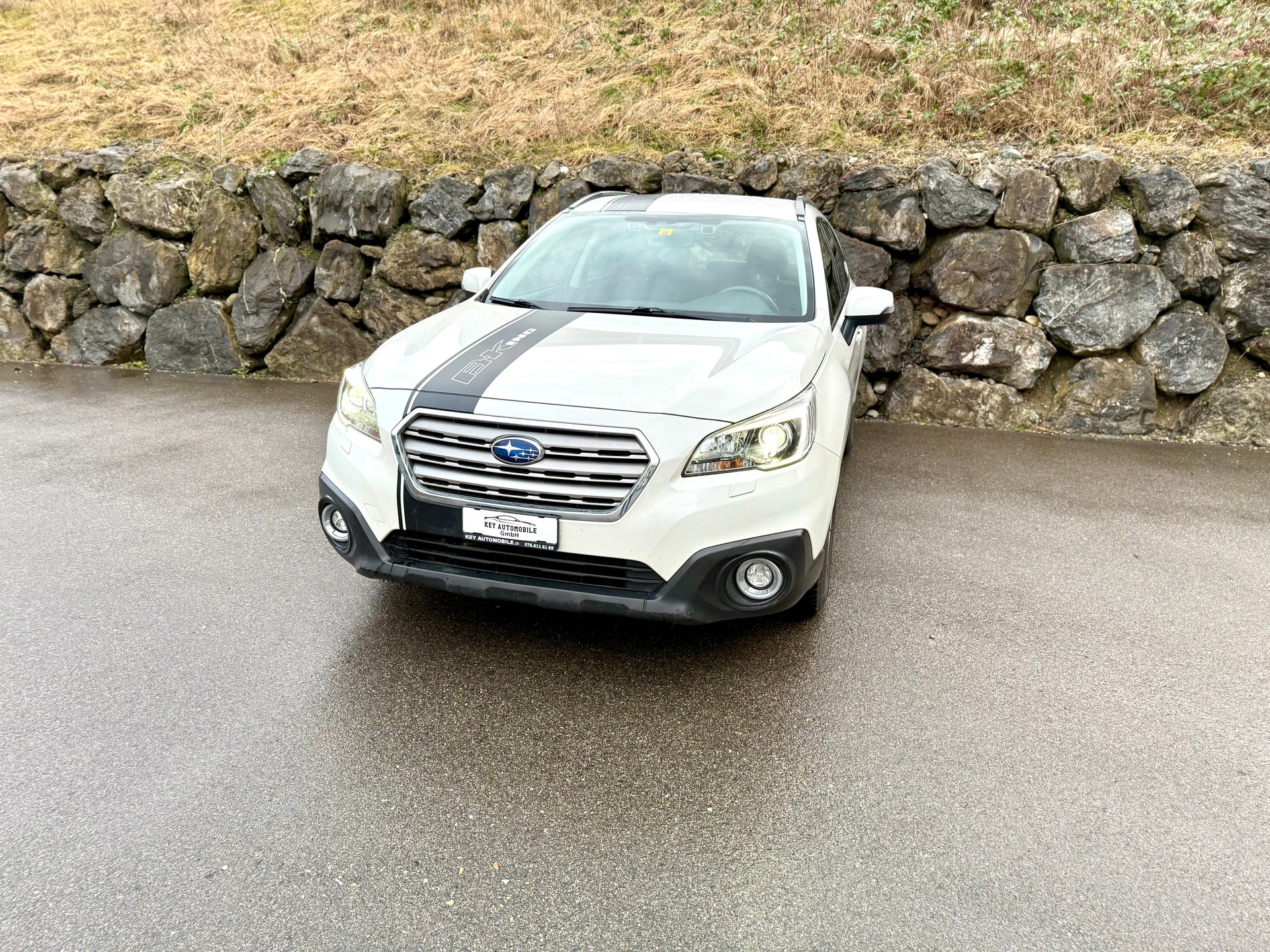 SUBARU Outback 2.0D Luxury AWD Lineartronic-image-0
