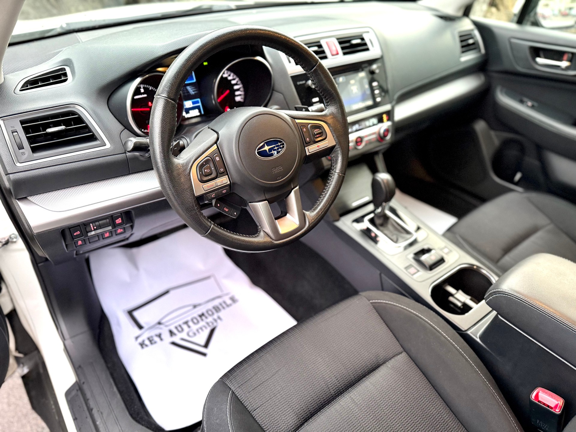 SUBARU Outback 2.0D Luxury AWD Lineartronic-image-6
