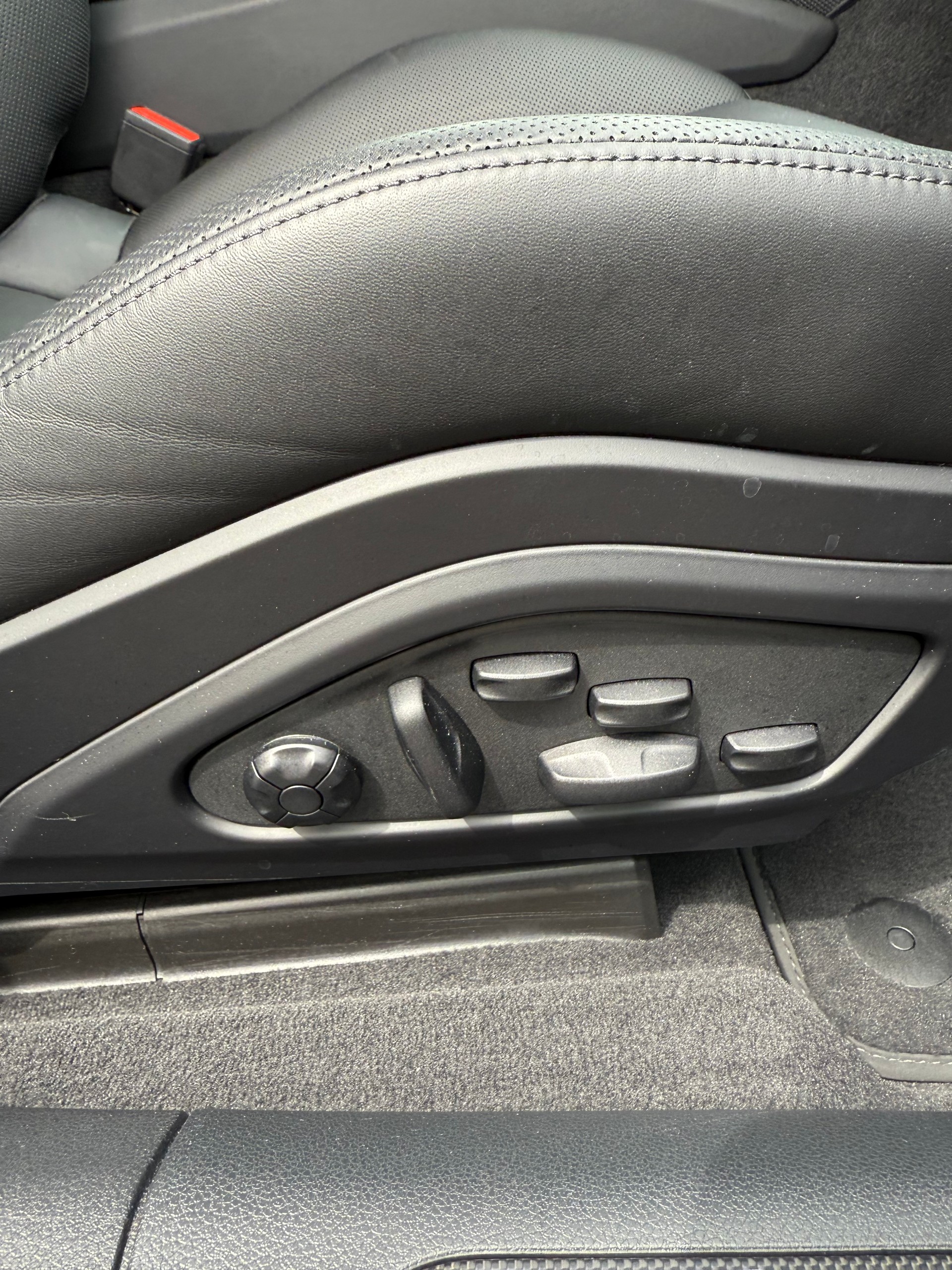 PORSCHE Panamera Turbo S PDK-image-13