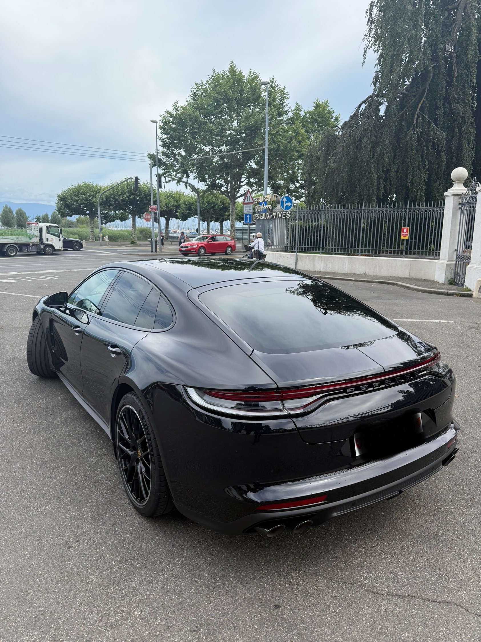 PORSCHE Panamera Turbo S PDK-image-5
