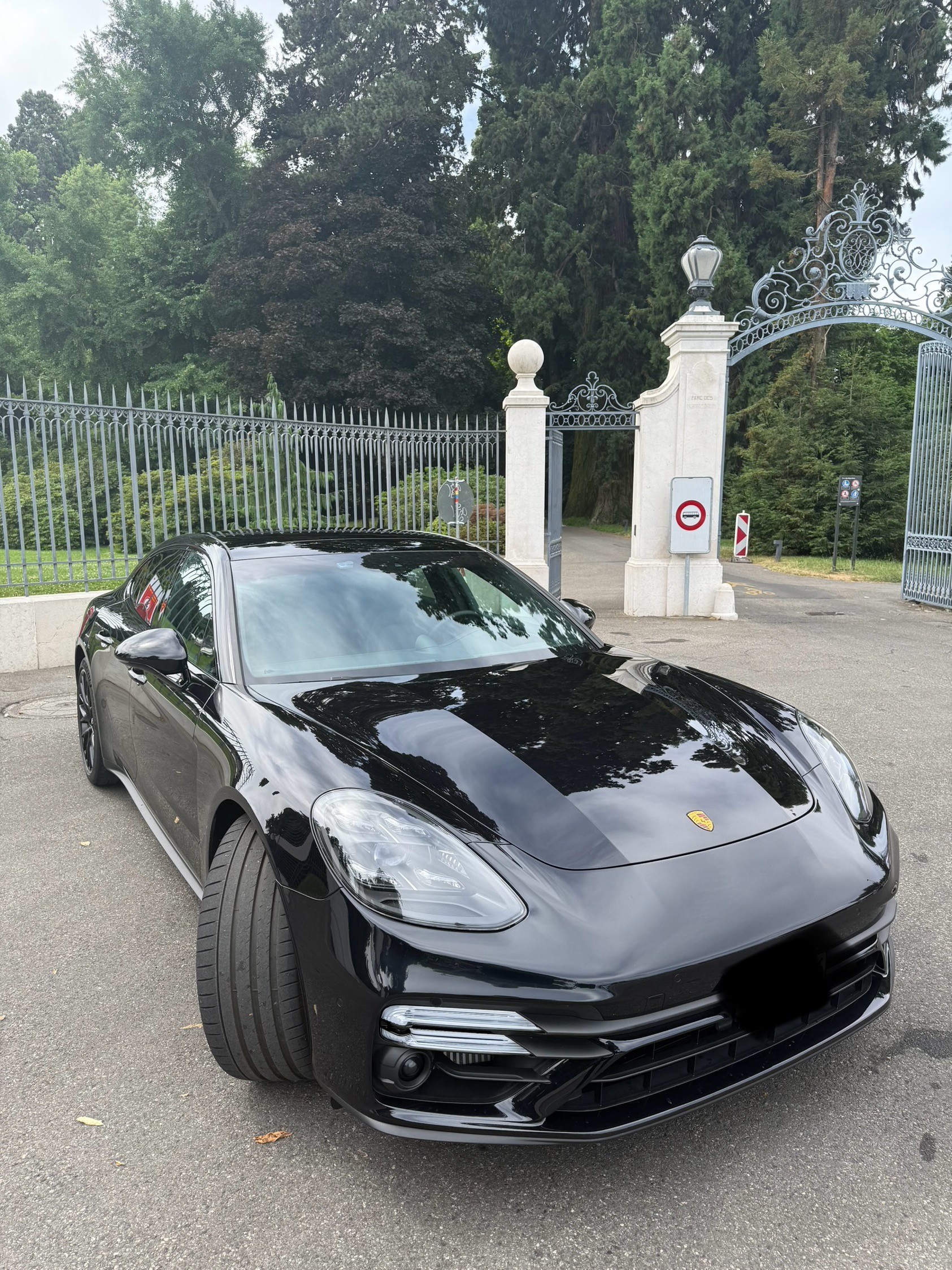 PORSCHE Panamera Turbo S PDK-image-1