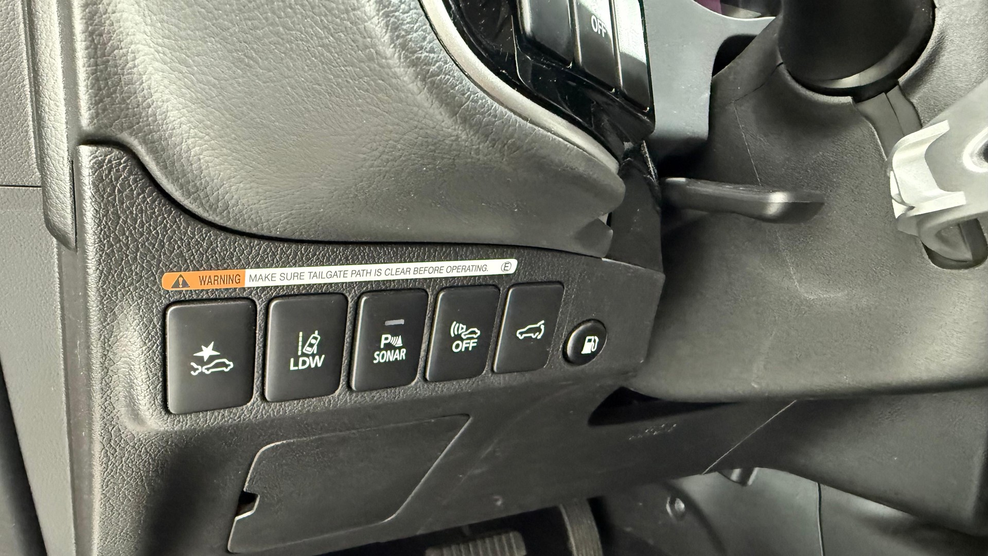MITSUBISHI Outlander 2.4 PHEV Style 4WD Automatic-image-7