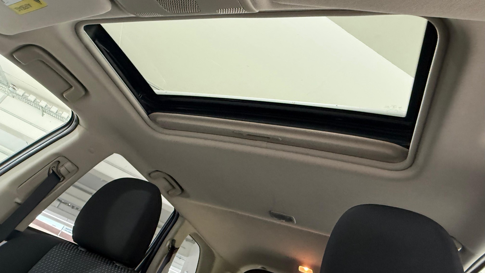 MITSUBISHI Outlander 2.4 PHEV Style 4WD Automatic-image-4