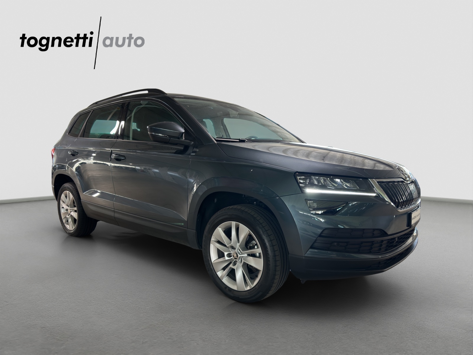 SKODA Karoq 1.5 TSI ACT Ambition DSG-image-1