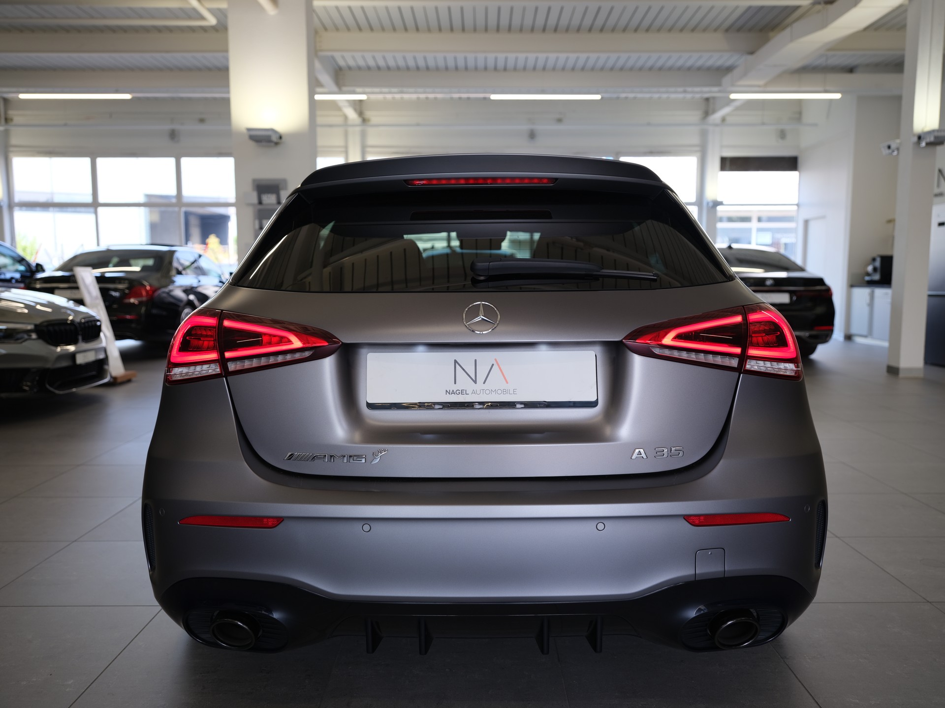 MERCEDES-BENZ A 35 AMG 4Matic Speedshift-image-5