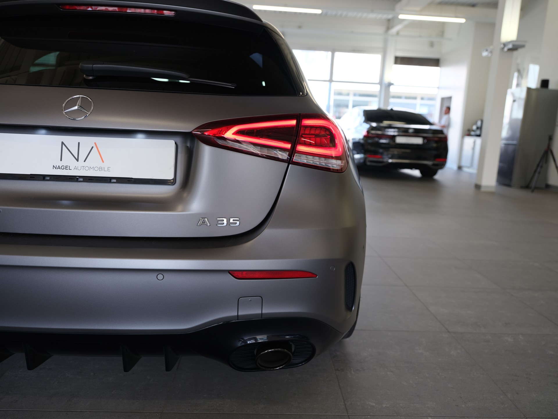 MERCEDES-BENZ A 35 AMG 4Matic Speedshift-image-9