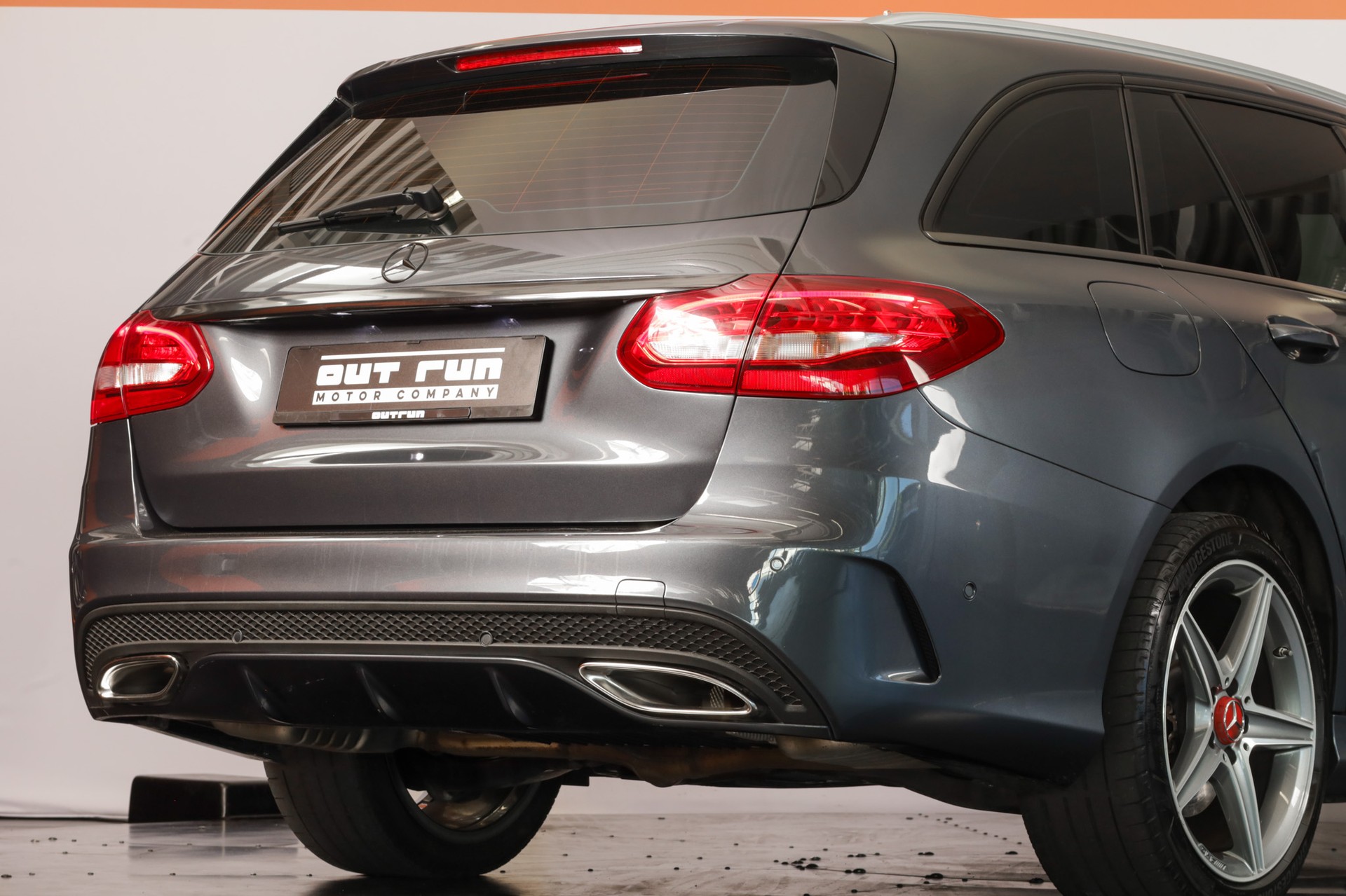 MERCEDES-BENZ C 200 AMG Line 7G-Tronic-image-10