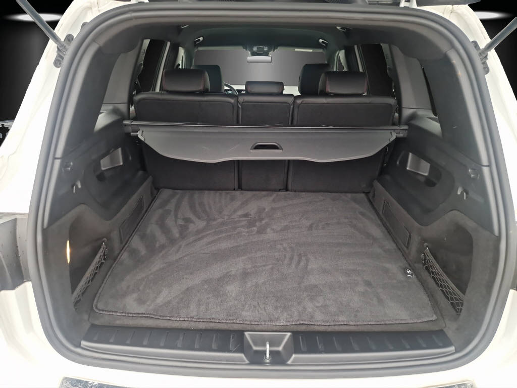 MERCEDES-BENZ GLB 250 AMG Line 4matic-image-14