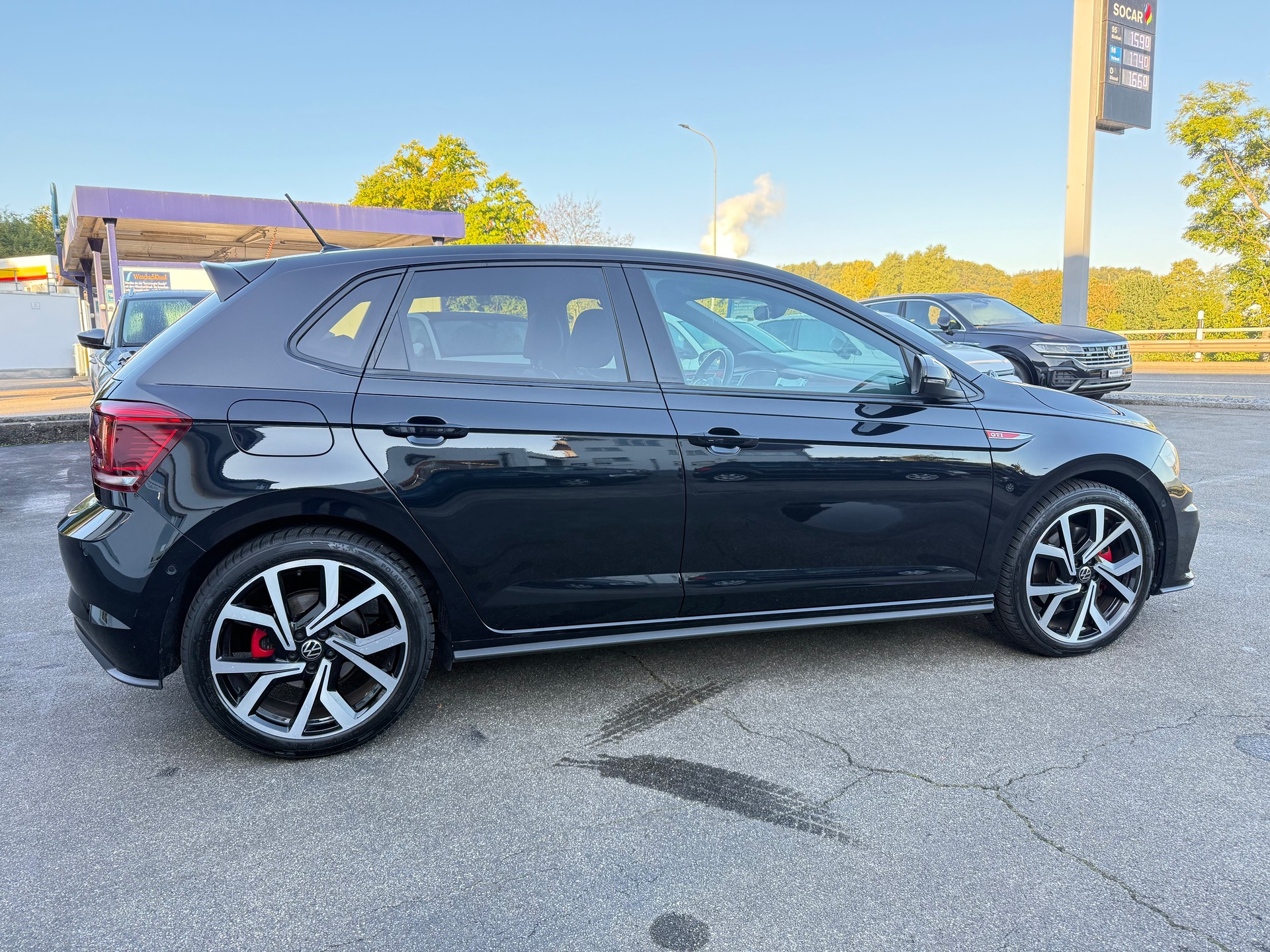 VW Polo 2.0 TSI GTI-image-2