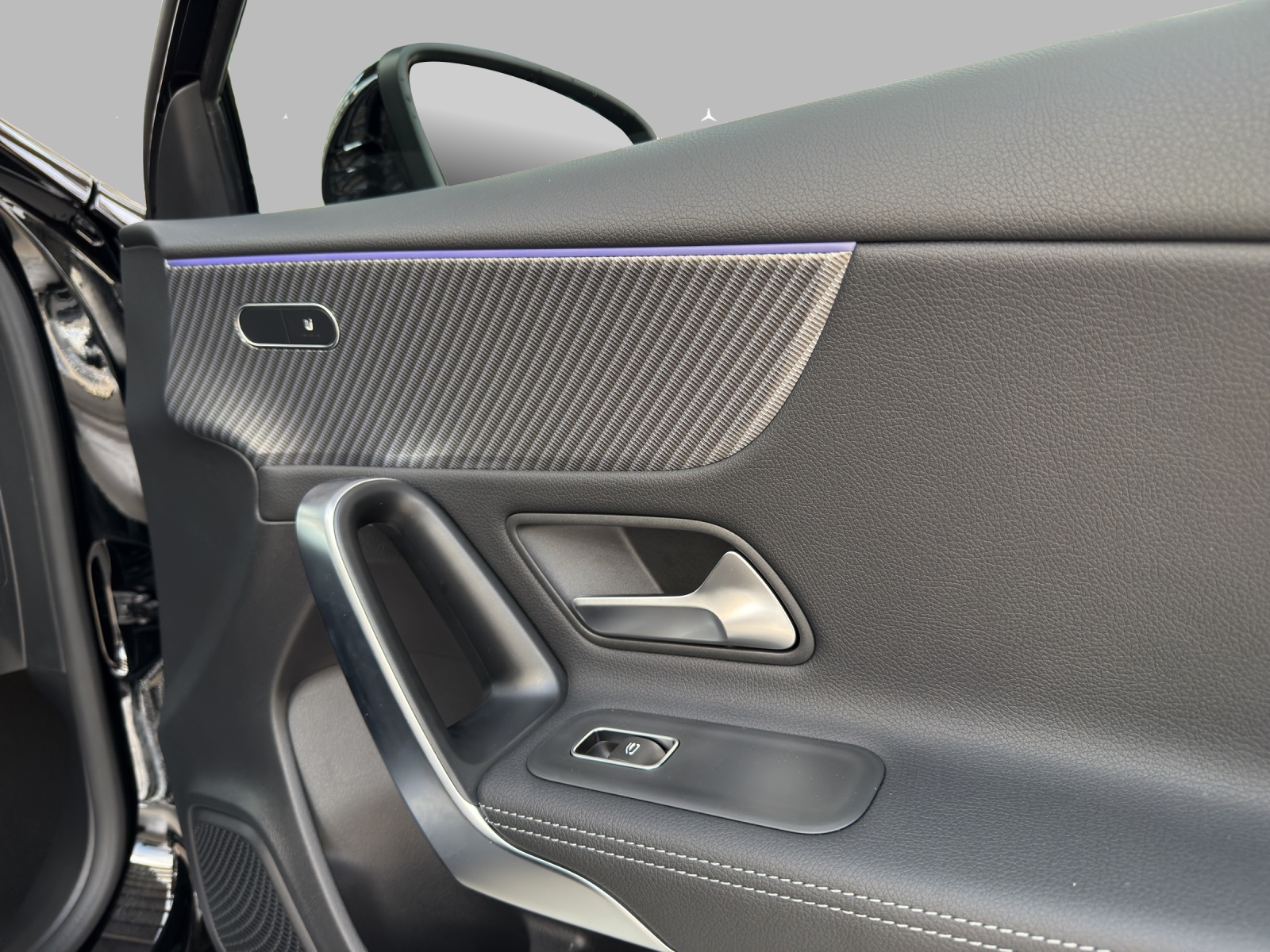 MERCEDES-BENZ A 200 Night Star 7G-DCT-image-14