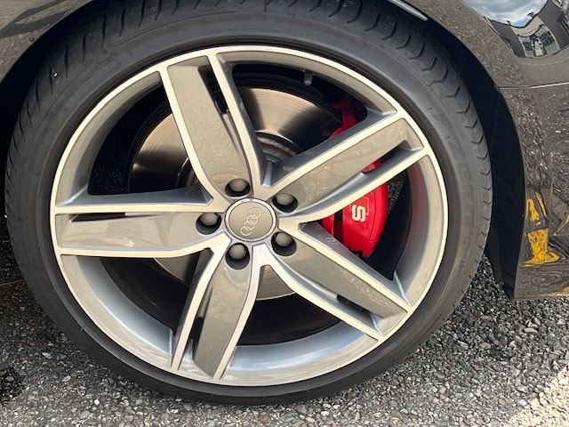 AUDI S3 Sportback 2.0 TFSI quattro S-tronic-image-13