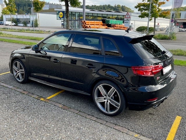 AUDI S3 Sportback 2.0 TFSI quattro S-tronic-image-3