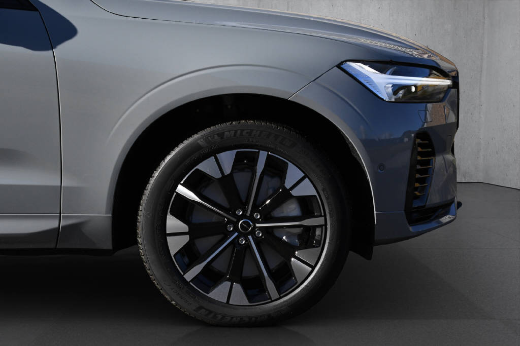 Image VOLVO XC60 XC60 2.0 T6 TE Ultra Dark eAWD