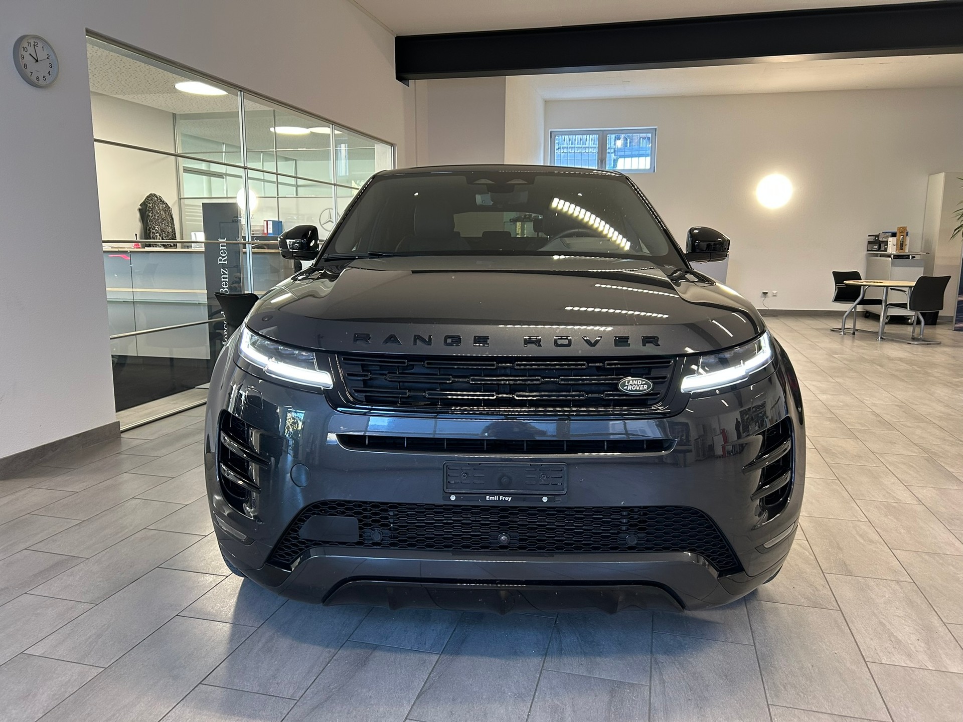LAND ROVER Range Rover Evoque P 270e Dynamic HSE AT9-showroom-element-1