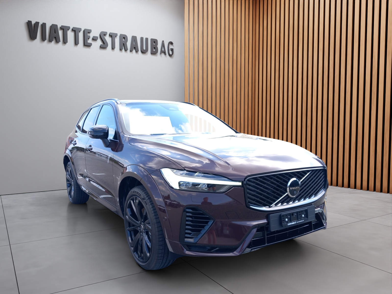 VOLVO XC60 2.0 T6 TE Ultra Dark eAWD-image-6