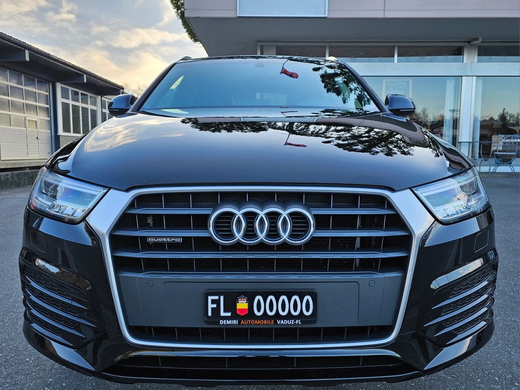 AUDI Q3 2.0 TDI Quattro S-tronic S-Line Sportpaket-image-5