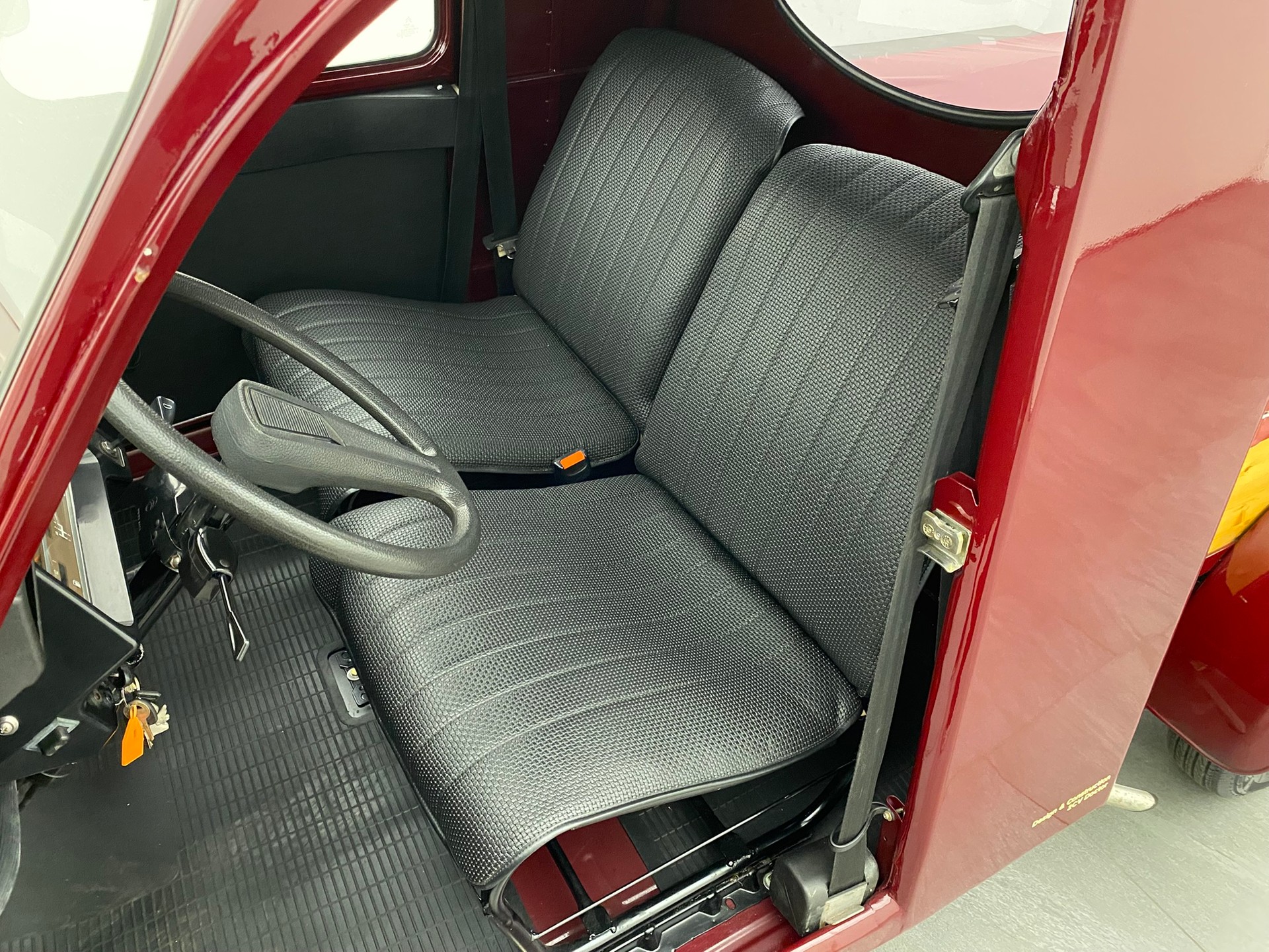 CITROEN 2CV6 Pickup-image-8