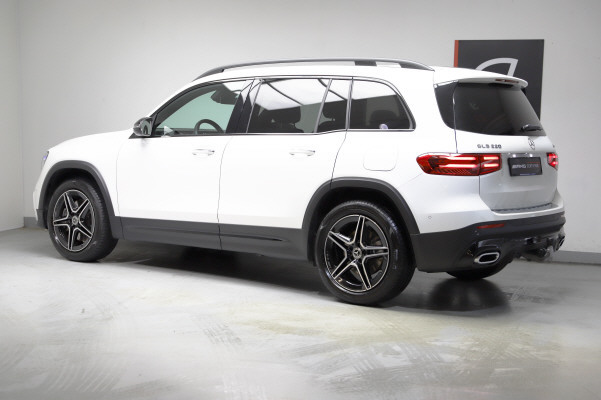 MERCEDES-BENZ GLB 220 4Matic 8G-Tronic-image-2