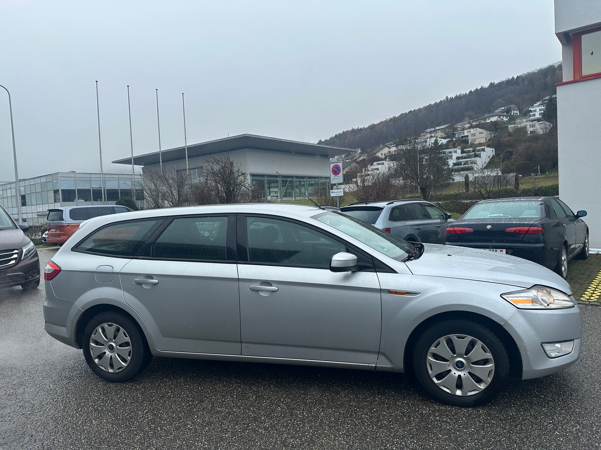 FORD Mondeo 2.0 TDCi 16V Titanium Automatic-image-2