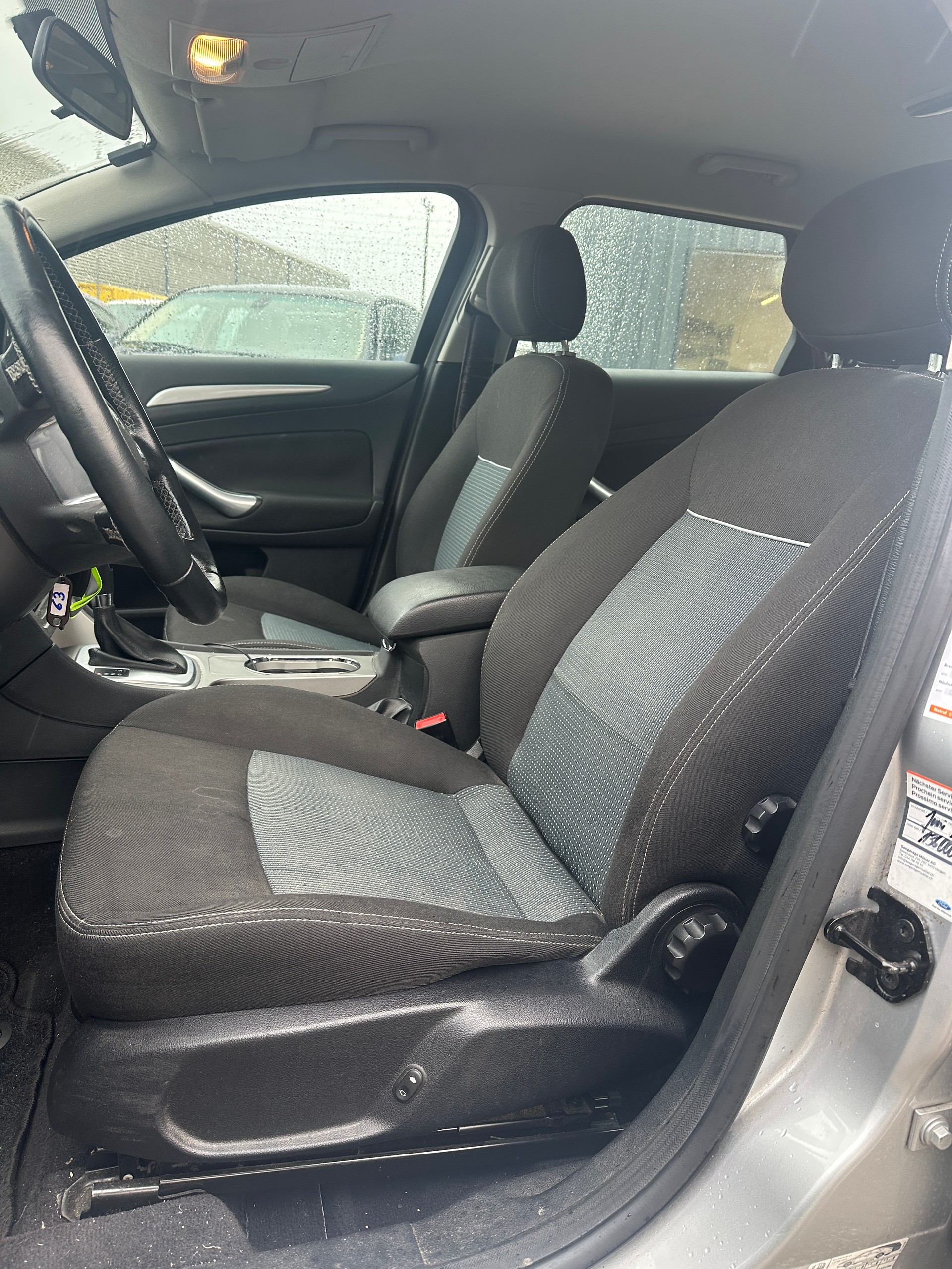 FORD Mondeo 2.0 TDCi 16V Titanium Automatic-image-10