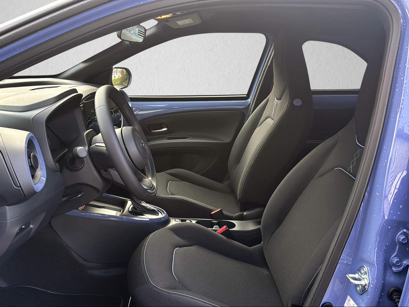 TOYOTA Aygo X 1.5 VVT-i HSD Trend-image-7